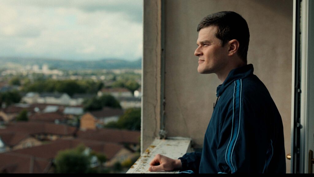 Robert Aramayo as John Davidson in I Swear, directed by Kirk Jones. Photo: Graeme Hunter. Copyright: One Story High/Tempo Productions, I Swear. All Rights Reserved.