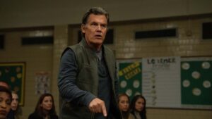 Josh Brolin as Archer in Weapons, directed by Zach Cregger. Photo: Quantrell Colbert. Copyright: Warner Bros. Entertainment Inc. All Rights Reserved.